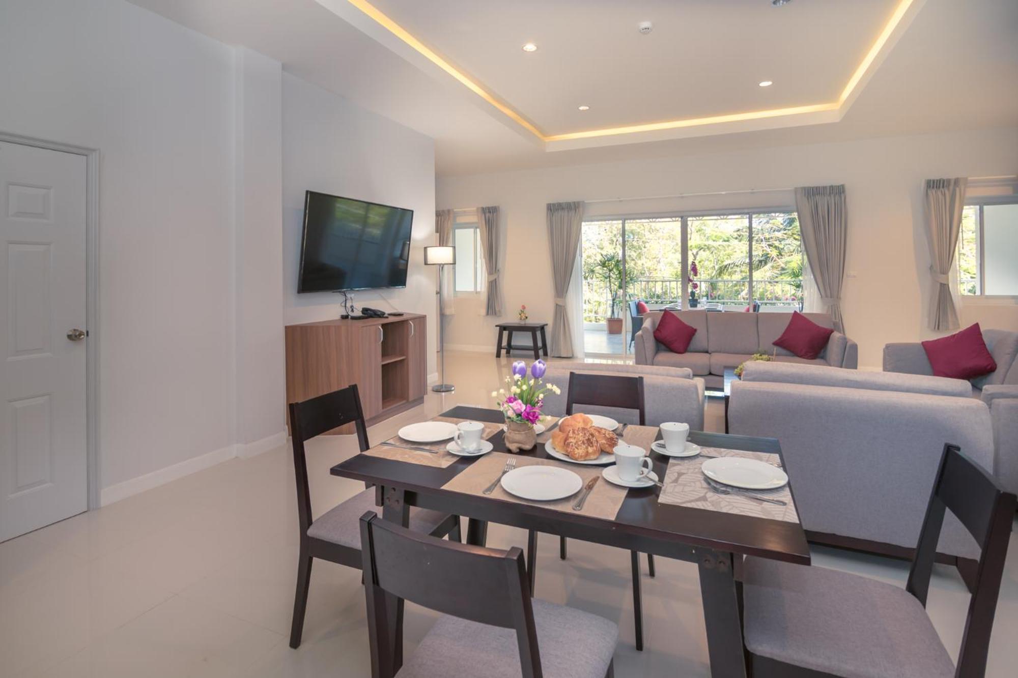 Hotel New Nordic Chumphon Esterno foto